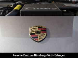 Immagine 20/39 di Porsche 944 Turbo (1988)