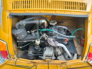 Image 16/33 of FIAT 500 L (1970)