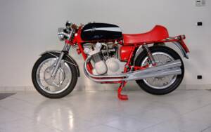 Image 50/99 of MV Agusta 750 Sport (1971)