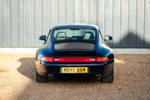Image 18/93 de Porsche 911 Carrera (1994)
