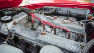 Image 25/32 of Alfa Romeo 1.6 Spider (1989)