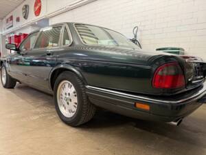 Bild 16/21 von Jaguar XJ 6 4.0 (1996)