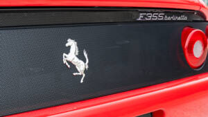 Image 31/83 of Ferrari F 355 Berlinetta (1996)