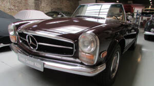 Image 7/23 of Mercedes-Benz 280 SL (1969)