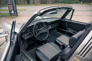 Image 19/34 of Porsche 911 2.4 T (1972)