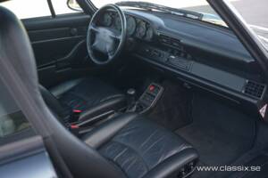 Afbeelding 14/23 van Porsche 911 Targa (1997)
