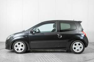 Bild 9/41 von Renault Twingo 1.2 16V (2008)