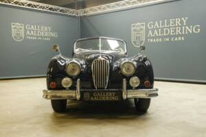 Image 36/50 of Jaguar XK 140 DHC (1955)