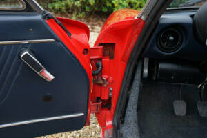Image 17/50 of Alfa Romeo Spider Veloce 2000 (1982)