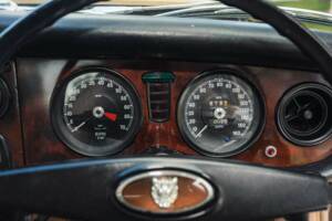 Image 12/50 of Jaguar XJ 12 (1972)