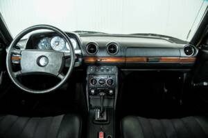 Bild 7/50 von Mercedes-Benz 300 TD Turbodiesel (1981)