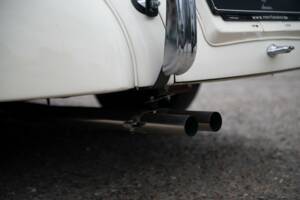 Image 31/45 of Jaguar XK 120 OTS (1950)