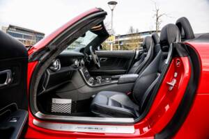 Image 19/40 of Mercedes-Benz SLS AMG Roadster (2011)