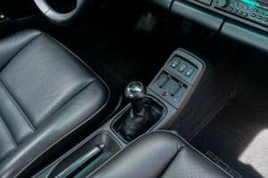 Bild 26/31 von Porsche 911 Carrera 4 (1990)