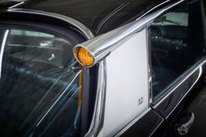 Image 23/97 of Citroën DS 20 Chapron (1972)