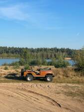 Image 2/49 of Jeep CJ-5 (1977)