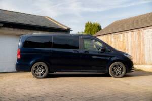 Bild 11/50 von Mercedes-Benz V 220 D (2021)