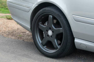 Imagen 24/50 de Mercedes-Benz CL 600 (2003)
