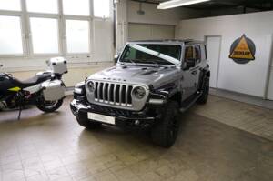 Image 6/29 de Jeep Wrangler 2.0T Sahara (2020)