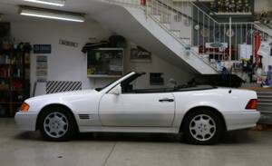 Image 7/27 of Mercedes-Benz SL 500 (1993)