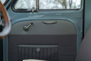 Obraz 36/50 pojazdu Renault Dauphine Gordini (1961)