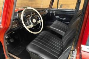 Bild 3/19 von Mercedes-Benz 230 S (1965)