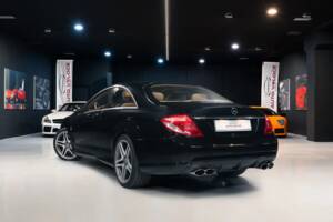 Image 10/40 of Mercedes-Benz CL 65 AMG (2008)