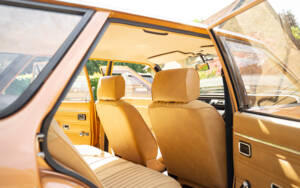 Image 37/57 of Ford Granada Turnier 2,3 (1976)