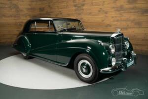 Image 2/19 de Bentley R-Type Park Ward (1954)