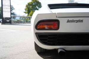 Afbeelding 41/74 van Lamborghini Miura P 400 (1968)