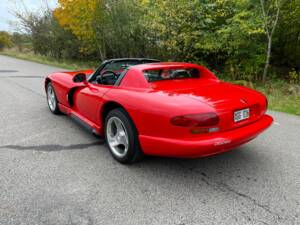 Image 8/8 of Dodge Viper RT/10 (1994)