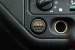 Image 39/50 of Peugeot 106 1.1 (2003)