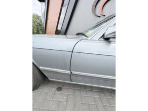 Image 18/50 de Mercedes-Benz 560 SL (1988)