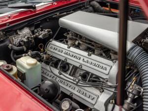 Image 43/75 de Aston Martin V8 Vantage (1985)