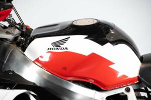 Image 26/41 de Honda DUMMY (1999)