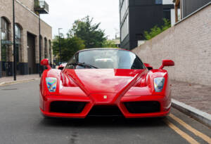 Image 6/29 of Ferrari Enzo Ferrari (2002)
