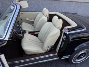 Bild 17/38 von Mercedes-Benz 280 SL (1969)