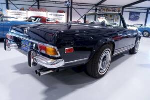 Immagine 10/36 di Mercedes-Benz 280 SL (1971)