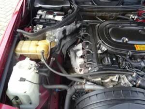 Bild 24/24 von Mercedes-Benz 230 E (1990)