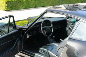 Bild 8/24 von Porsche 911 Carrera 4S (1996)