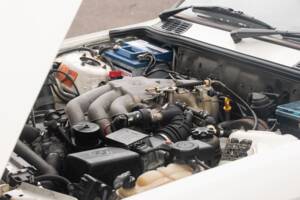 Image 47/50 of BMW 320i (1987)