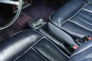 Image 30/48 of Rolls-Royce Corniche I (1980)