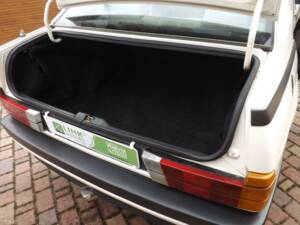 Image 49/50 de Alfa Romeo 75 2.0 (1986)