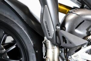 Bild 27/40 von Ducati DUMMY (2019)