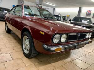 Image 4/17 of Lancia Beta Coupe 1600 (1978)