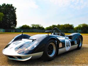 Image 2/11 of McLaren-Elva M1A (1965)