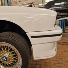Image 38/70 of BMW M3 (1990)