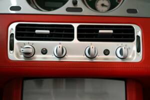 Bild 31/40 von BMW Z8 (2000)