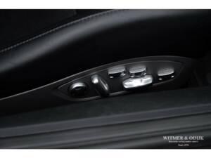 Bild 28/31 von Porsche 911 Carrera (2016)