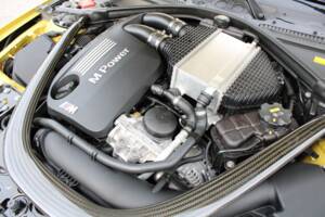Image 79/98 of BMW M4 (2014)